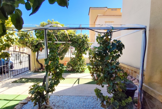 Wiederverkauf - Wohnung - Orihuela Costa - Costa Blanca