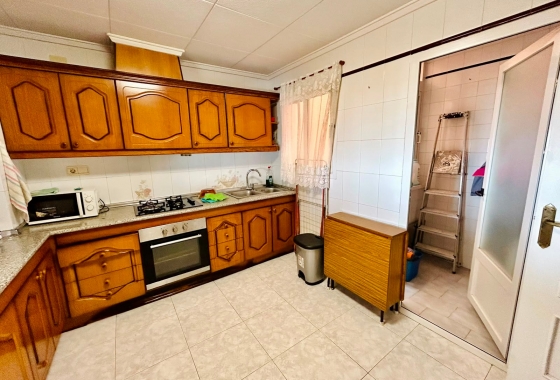 Resale - Apartment / flat - Torrevieja - Costa Blanca
