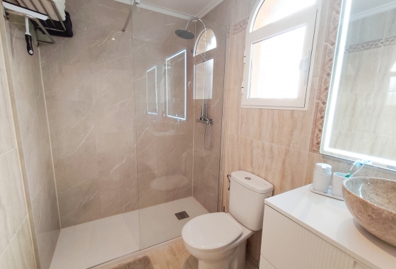 Wiederverkauf - Wohnung - Orihuela Costa - Costa Blanca