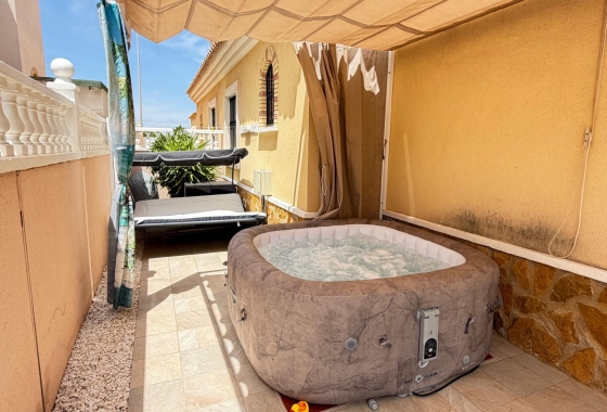 Resale - Bungalow - Orihuela Costa - Los Dolses
