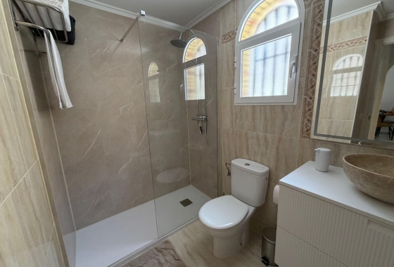 Resale - Bungalow - Orihuela Costa - Los Dolses