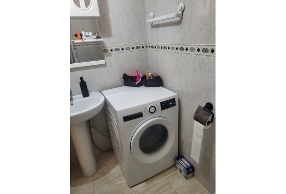 Resale - Apartment / flat - Torrevieja - Estacion De Autobuses