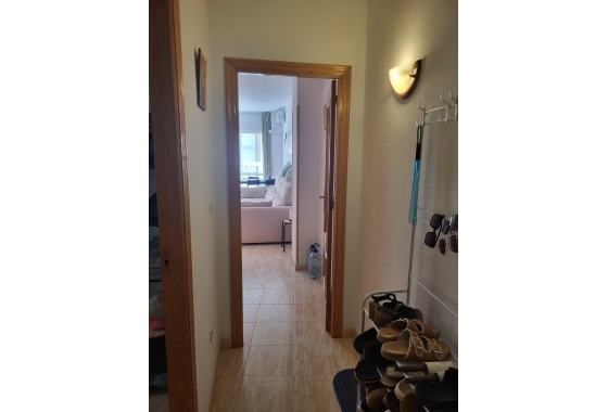 Resale - Apartment / flat - Torrevieja - Estacion De Autobuses