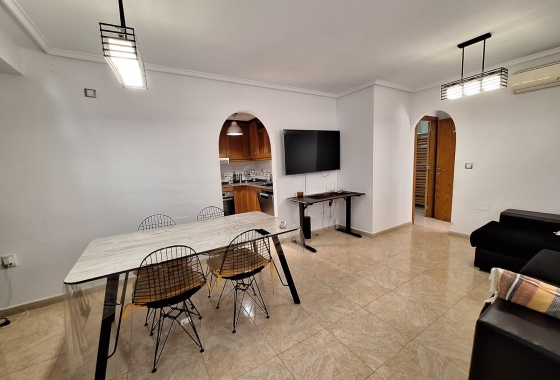 Resale - Townhouse - Torrevieja - aguas nuevas