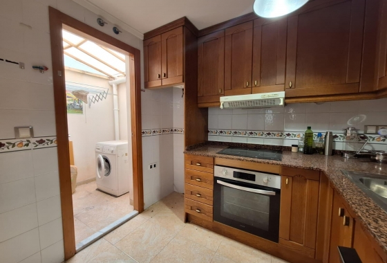Resale - Townhouse - Torrevieja - aguas nuevas