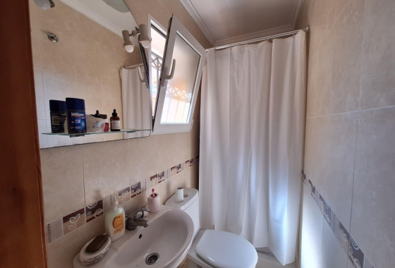 Resale - Townhouse - Torrevieja - aguas nuevas