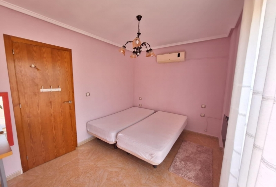 Resale - Townhouse - Torrevieja - aguas nuevas
