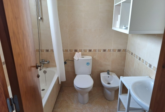 Resale - Townhouse - Torrevieja - aguas nuevas