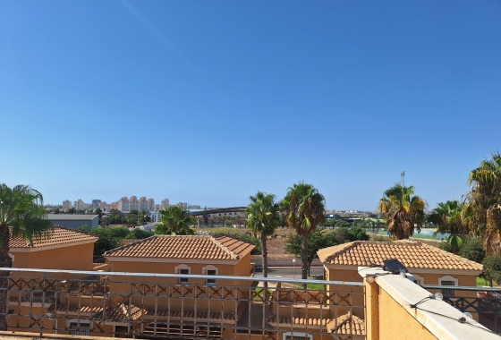 Resale - Townhouse - Torrevieja - aguas nuevas