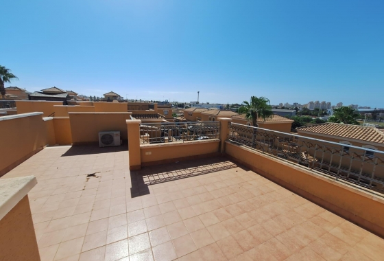 Resale - Townhouse - Torrevieja - aguas nuevas