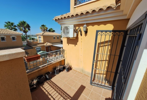Resale - Townhouse - Torrevieja - aguas nuevas