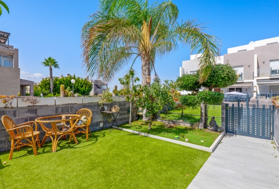 Resale - Townhouse - Torrevieja - Costa Blanca