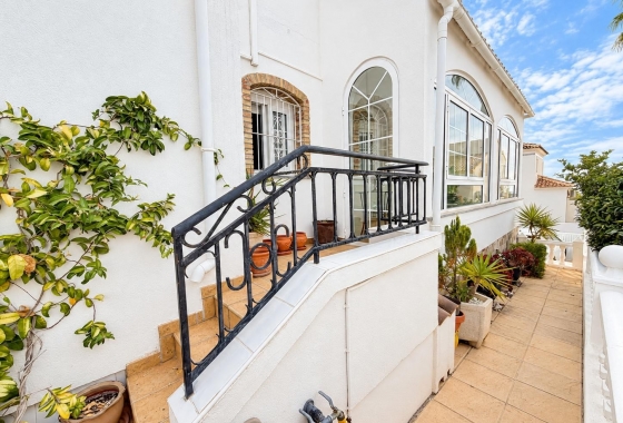 Återförsäljning - Villa - Orihuela Costa - Costa Blanca