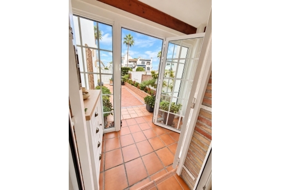 Återförsäljning - Villa - Orihuela Costa - Costa Blanca