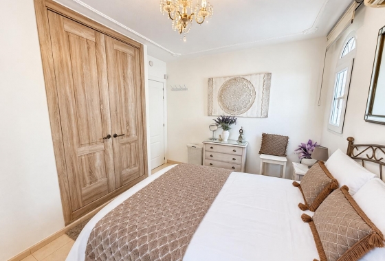 Återförsäljning - Villa - Orihuela Costa - Costa Blanca