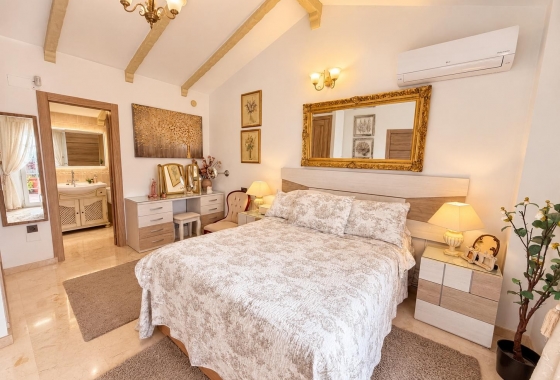 Återförsäljning - Villa - Orihuela Costa - Costa Blanca