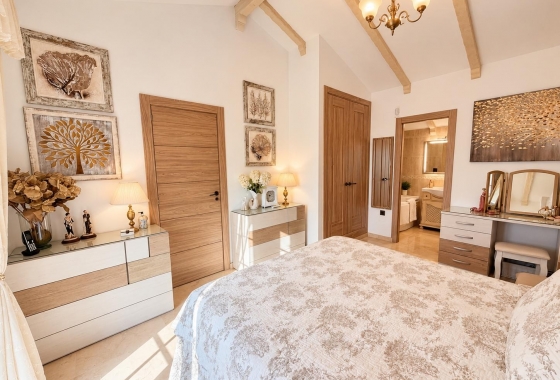 Återförsäljning - Villa - Orihuela Costa - Costa Blanca