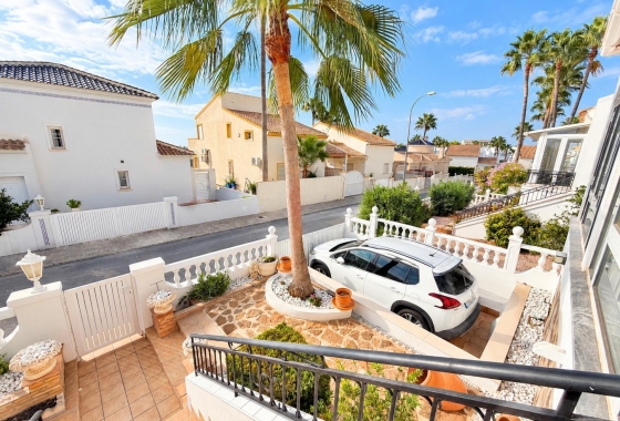 Återförsäljning - Villa - Orihuela Costa - Costa Blanca