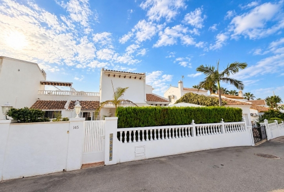 Återförsäljning - Villa - Orihuela Costa - Costa Blanca