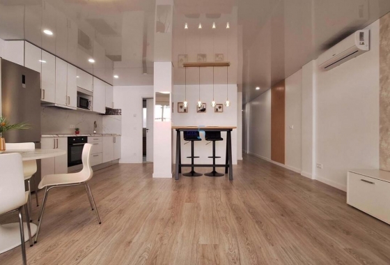 Herverkoop - Appartement / flat - Torrevieja - Playa Acecion
