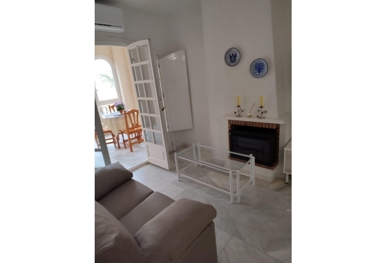 Resale - Apartment / flat - Torrevieja - Los Frutales