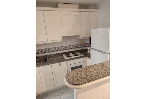 Resale - Apartment / flat - Torrevieja - Los Frutales