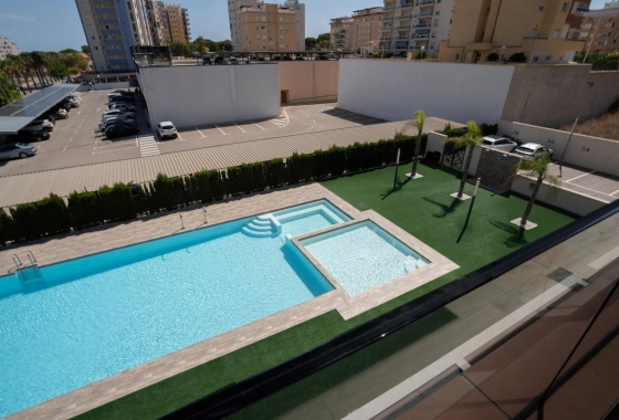 Wiederverkauf - Wohnung - Guardamar del Segura - Puerto Deportivo
