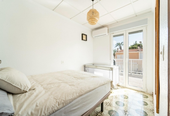 Revente - Maison de ville - Torrevieja - Playa De Los Naufragos