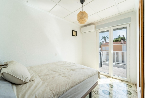 Revente - Maison de ville - Torrevieja - Playa De Los Naufragos