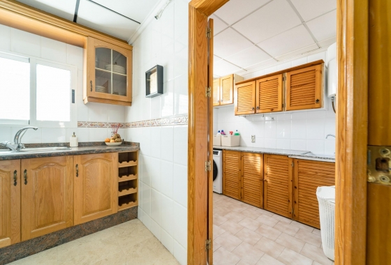 Revente - Maison de ville - Torrevieja - Playa De Los Naufragos