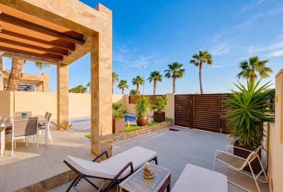 Resale - Villa - Ciudad Quesada - Pueblo Bravo