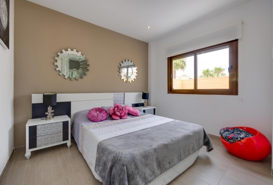 Resale - Villa - Ciudad Quesada - Pueblo Bravo
