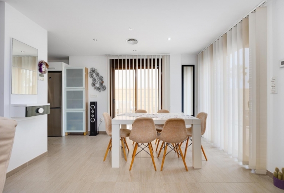Resale - Villa - Ciudad Quesada - Pueblo Bravo