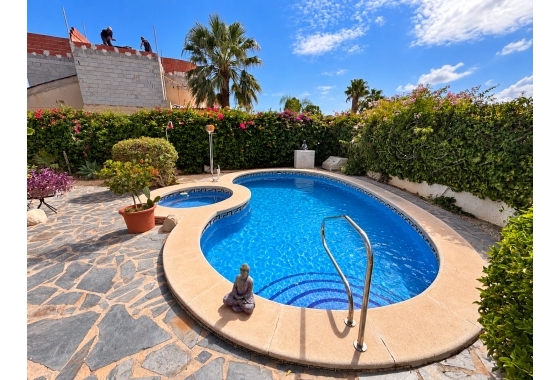 Herverkoop - Villa - Ciudad Quesada - Costa Blanca