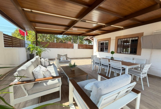 Reventa - Adosado - Torrevieja - Nueva Torrevieja