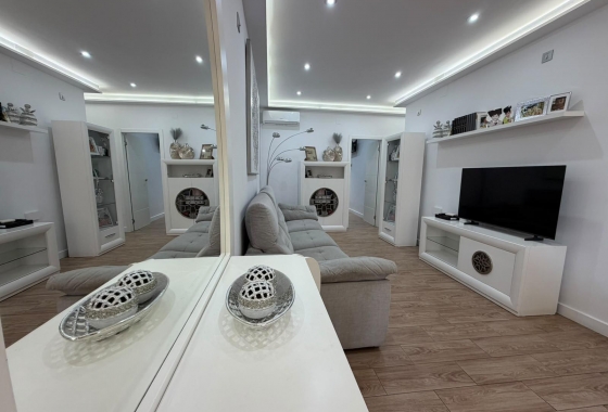 Reventa - Adosado - Torrevieja - Nueva Torrevieja