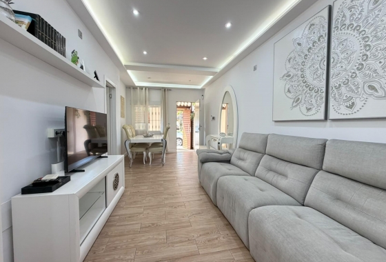 Reventa - Adosado - Torrevieja - Nueva Torrevieja