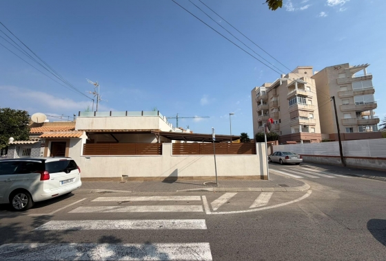 Reventa - Adosado - Torrevieja - Nueva Torrevieja