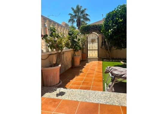 Herverkoop - Villa - Orihuela Costa - Lomas De Cabo Roig