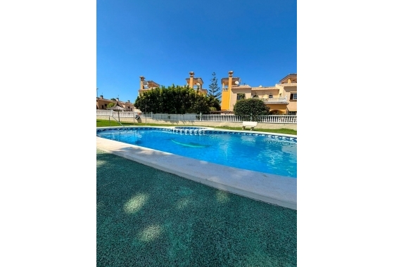 Herverkoop - Villa - Orihuela Costa - Lomas De Cabo Roig