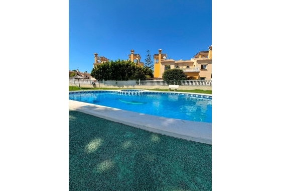 Herverkoop - Villa - Orihuela Costa - Lomas De Cabo Roig