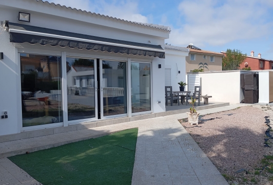 Herverkoop - Villa - Orihuela Costa - Costa Blanca