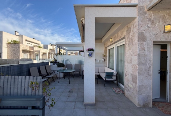 Herverkoop - Herenhuis - Torrevieja - aguas nuevas