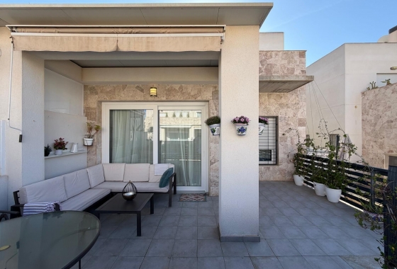 Herverkoop - Herenhuis - Torrevieja - aguas nuevas