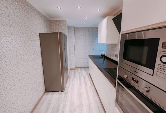 Herverkoop - Appartement / flat - Torrevieja - Acequion