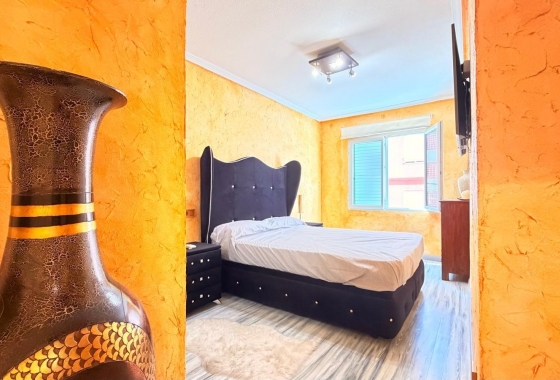 Herverkoop - Appartement / flat - Torrevieja - Acequion