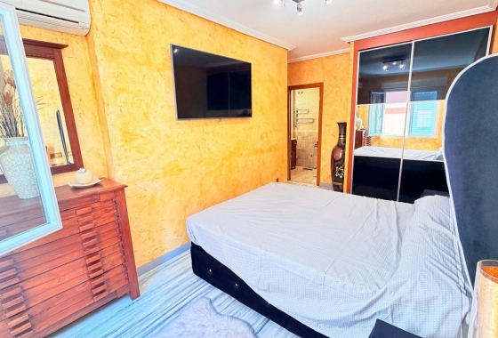 Herverkoop - Appartement / flat - Torrevieja - Acequion