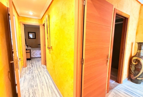Herverkoop - Appartement / flat - Torrevieja - Acequion
