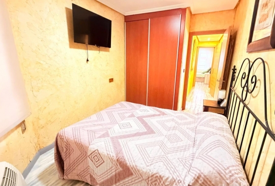 Herverkoop - Appartement / flat - Torrevieja - Acequion