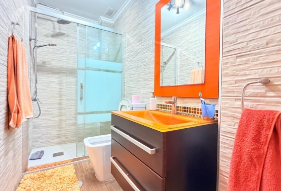 Herverkoop - Appartement / flat - Torrevieja - Acequion